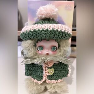 Skullpanda Pond w/ Custom Outfit